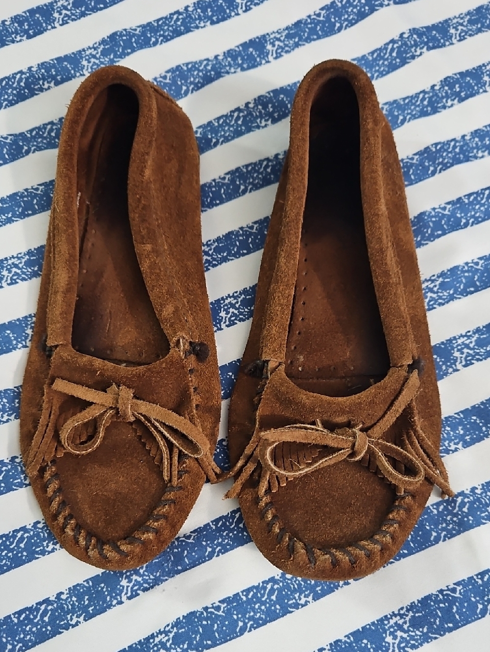 Minnetonka Brown Suede Moccasin